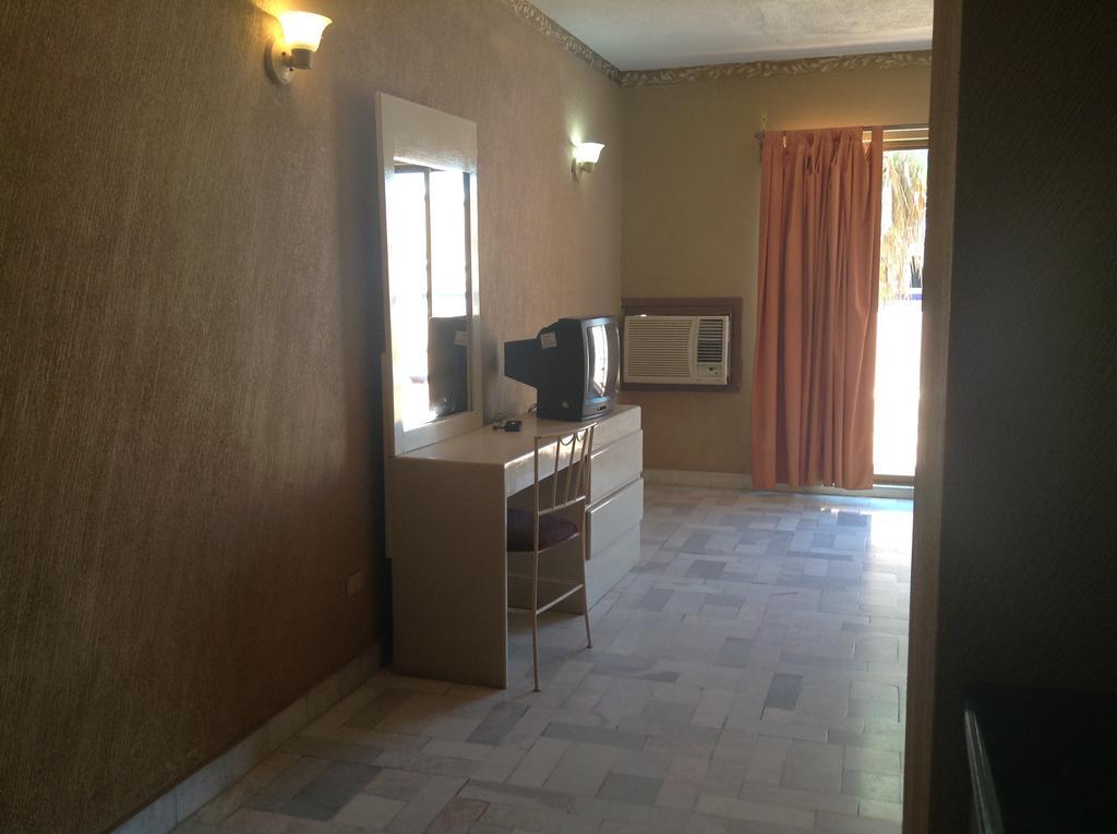 Los Jitos Hotel & Suites San Carlos Nuevo Guaymas Pokoj fotografie